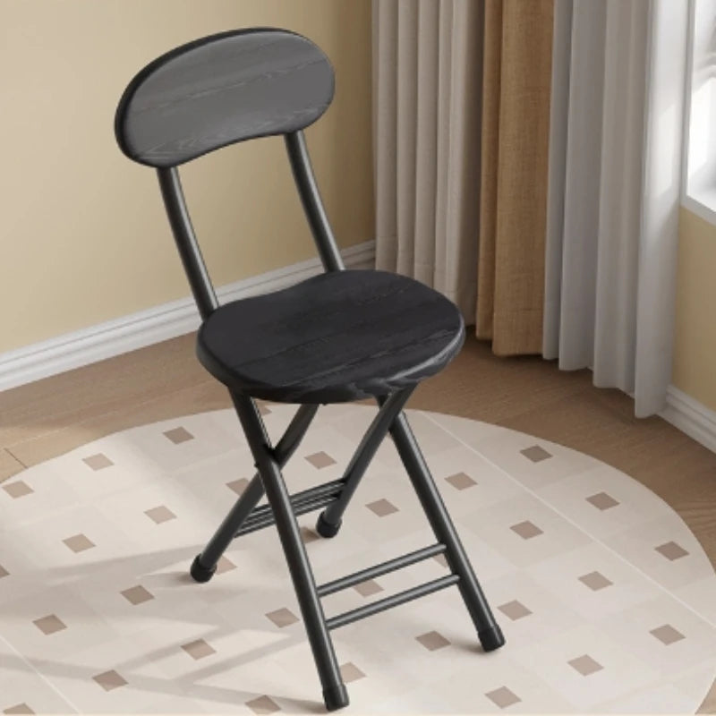 Classic Style Folding Chair with Oval Seat Portable