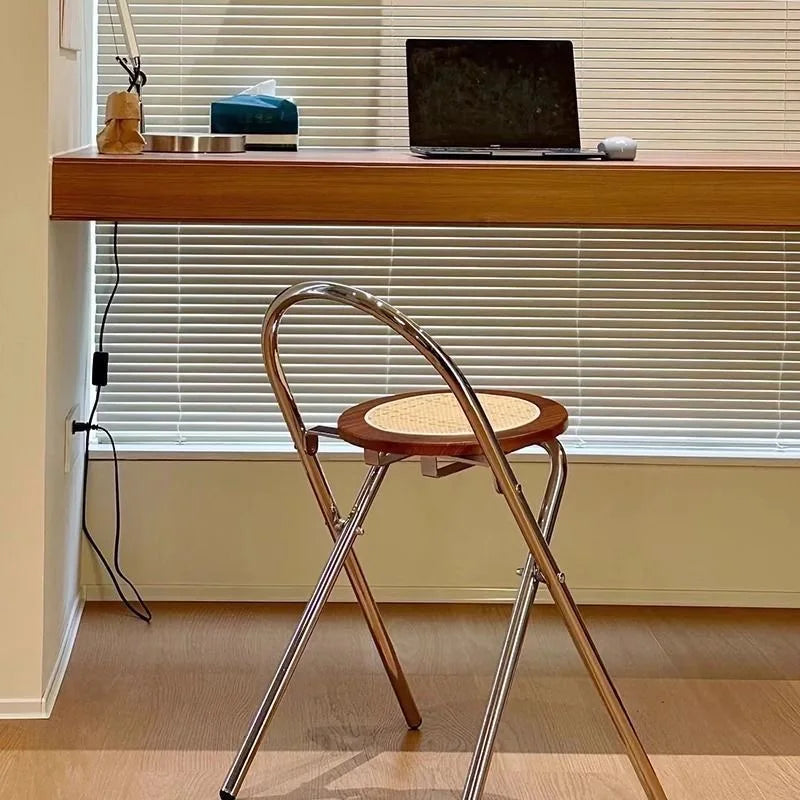 Durable and foldable retro backrest dining chair