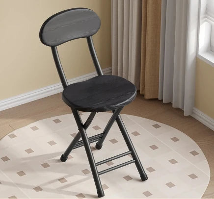 Classic Style Folding Chair with Oval Seat Portable