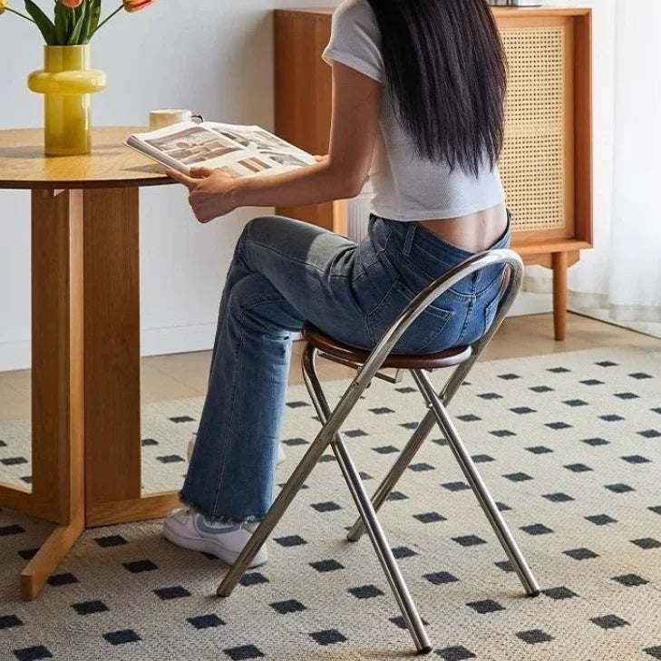 Durable and foldable retro backrest dining chair